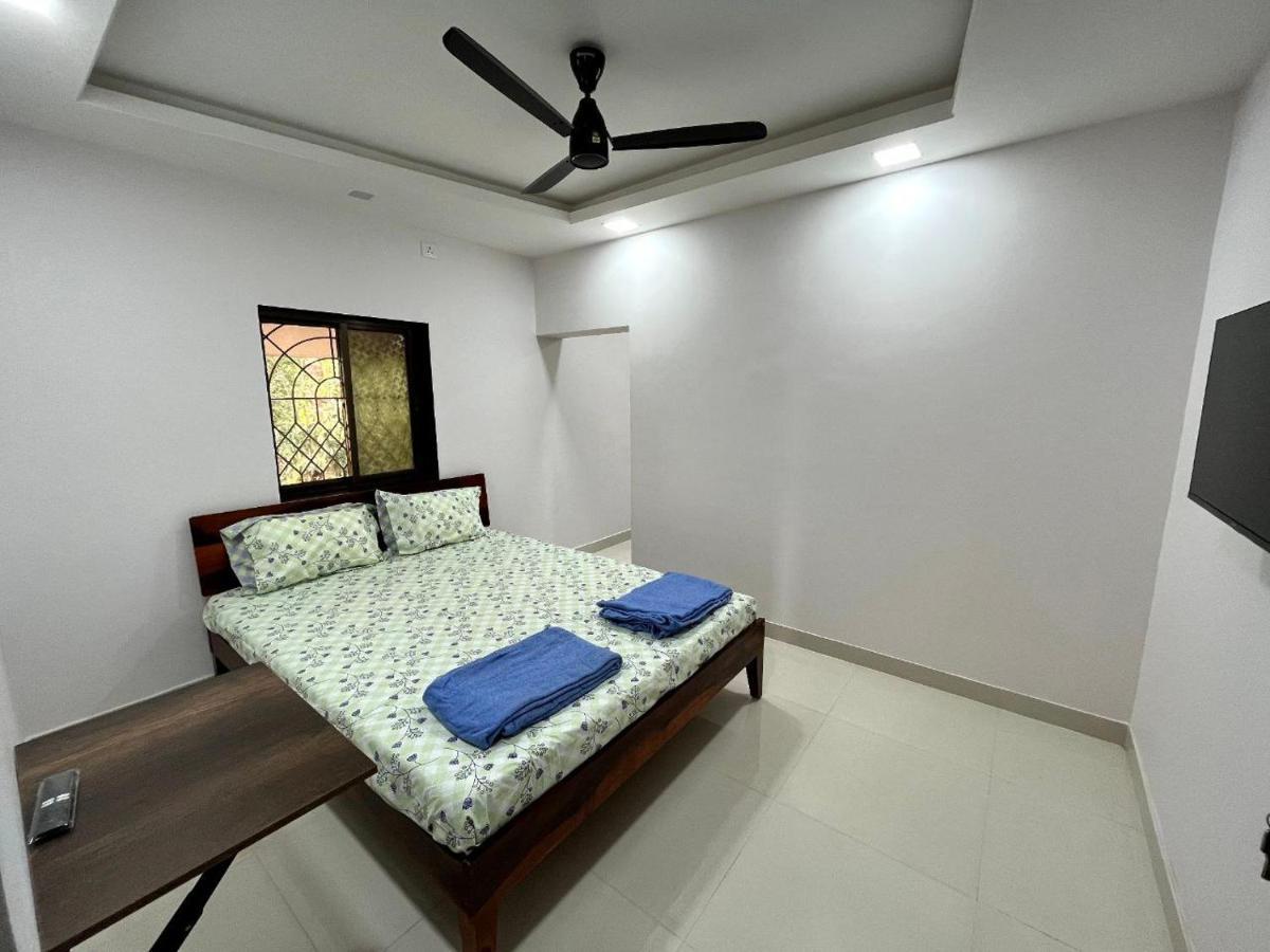 Gayatri Homestay Ratnagiri Exterior photo