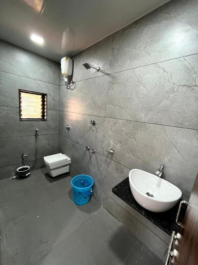 Gayatri Homestay Ratnagiri Exterior photo