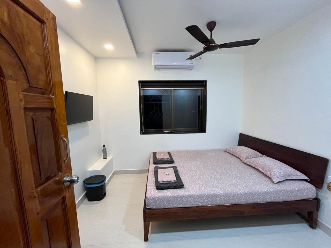 Gayatri Homestay Ratnagiri Exterior photo